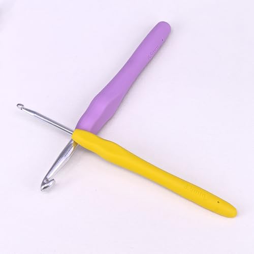 12PCS Aluminum Crochet Hooks Knitting Needles Craft Yarn,with Ergonomic Non-Slip Handles - color: 12 Colors