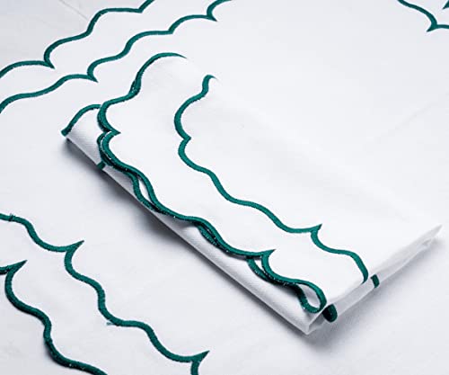 Green and White Napkins, Christmas Napkin, Scalloped Napkins, 100% Cotton Dinner Napkins Cloth Washable, Cloth Napkins Set of 4, Farmhouse, Events, Wedding, Napkin with Green Trim 18x18 - color: White/Green