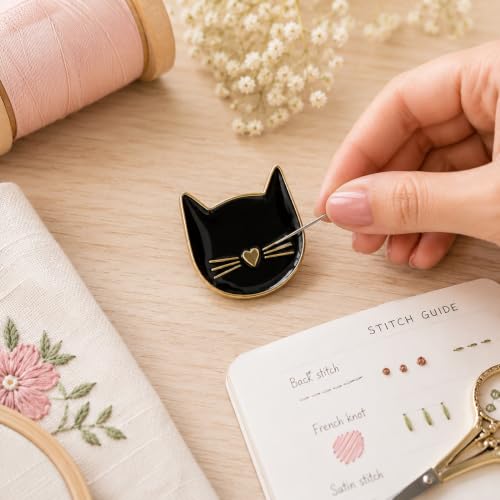 BOHIN Needle Minder Black Cat, 8x6cm, Magnetic Sewing Accessory