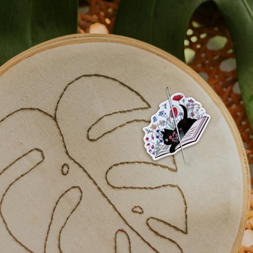 Funny Black Cat Needle Minder, Needle Minder Magnet, Magnetic Needle Nanny Needlework Accessories