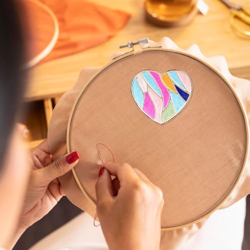 Heart Needle Minder Magnet, Premium Magnetic Needlepoint Needle Holder Keeper Magnetic Cross Stitch Accessories for Cross Stitch Embroidery Sewing Needlework Accessories Supplies
