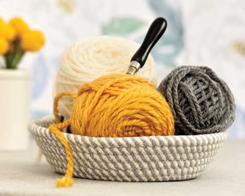 Pretty Punch Needle: Modern Projects, Creative Techniques, and Easy Instructions for Getting Started