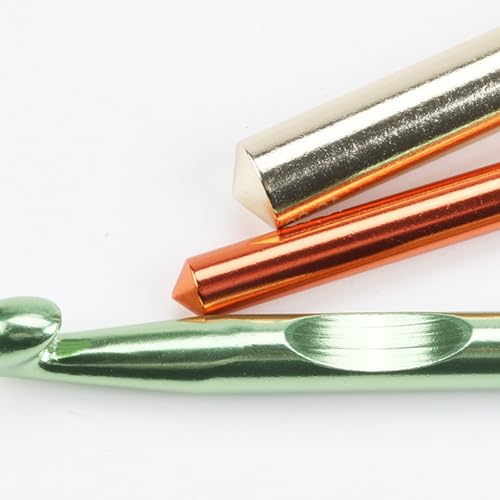 Large Crochet Hooks,15mm 12mm 10mm 9mm 8mm 7mm 6.5mm Crochet Hooks for Chunky Yarn - color: Red