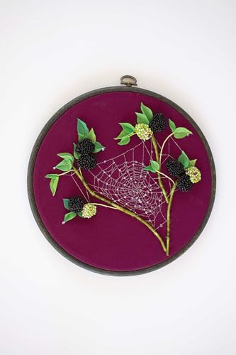 Stumpwork Studio―Mastering 3-D Embroidery: 15 Realistic Nature-Inspired Projects to Stitch