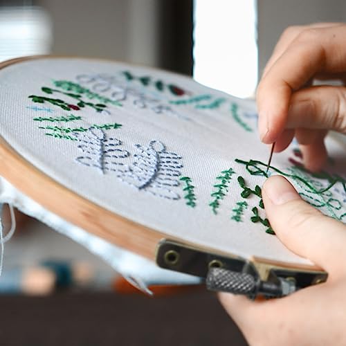 8 Inch 12Pcs Embroidery Hoops, Round Hoop Rings Bulk, for Cross Stitch & Crafts - style: 8IN/20CM