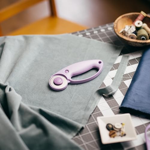Fiskars 45mm Loop Rotary Cutter for Fabric, Arts, Crafts & Sewing - color: Lilac