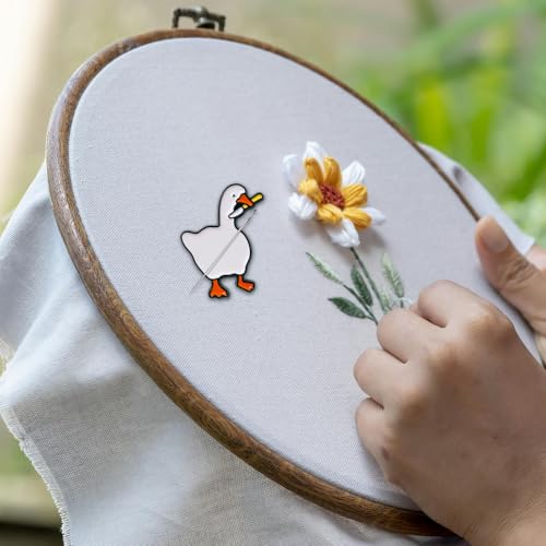 2pcs Funny Stabby Goose Needle Minder, Needle Minder Magnet, Magnetic Needle Nanny Needlework Accessories