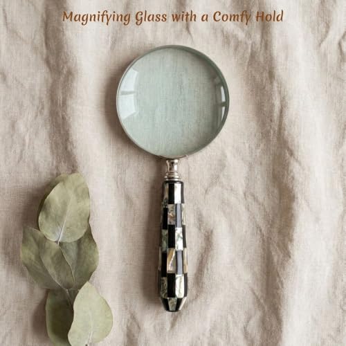 Magnifying Glass with Mother of Pearl Handle, Handheld 10x Magnifying Glass Lens, Antique Magnifier, Reading, Inspection, Coin & Stamp, Astrologer, Low Sight Elderly Collectible Décor Gift 4" - style: Mother of Pearl Handle 5