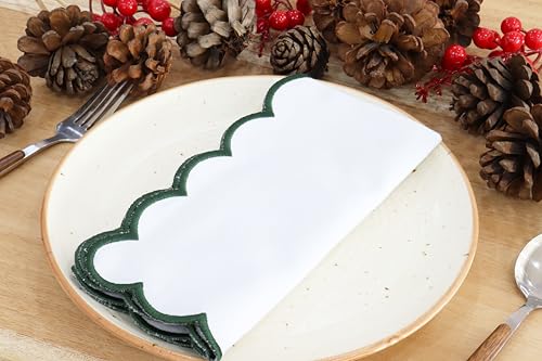 PurpleEssences Scalloped Cloth Napkins 18x18 in - White Edges Forest Green - color: White(edges- Forest Green)