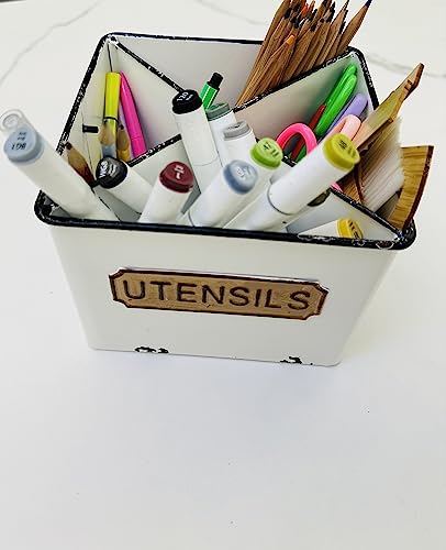 Portable Metal Storage Caddy Organizer with 4 Compartments & Handle, Perfect for Neatly Sorting Kitchen, Office & Bathroom Items，