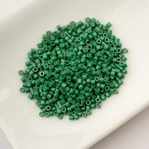 John Bead 25g Cylin Beads Opaque Emerald Green 11/0 Glass Cylindrical Seed Beads for Jewelry Bracelets Necklaces Earrings Making Embroidery - color: Emerald Green