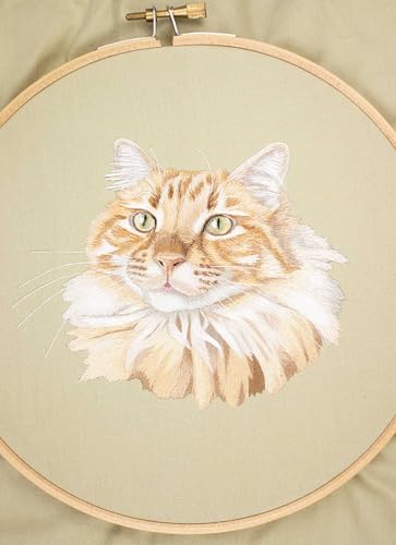 Pet Portrait Embroidery: Lovingly Stitch Your Dog or Cat; A Modern Guide to Thread Painting