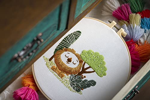 Ebherys Level 1 Embroidery Kits for Beginners and Adults, Different Animals Pattern, 1set as a Pack, inculde 1 Hoop, Instruction and Enough Threads, Easy and Basic Stitches (Lion) - color: Lion