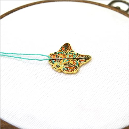 Awesome Pattern Studio Needle Minder Set - Mandala Fox Magnetic Needle Minder + 2 Needle Threaders. Enamel Pin for Cross Stitch, Embroidery and Craft