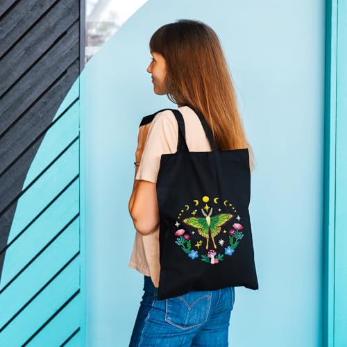 Nuberlic Embroidery Tote Bag Kit for Beginners with Moth Pattern - color: color1