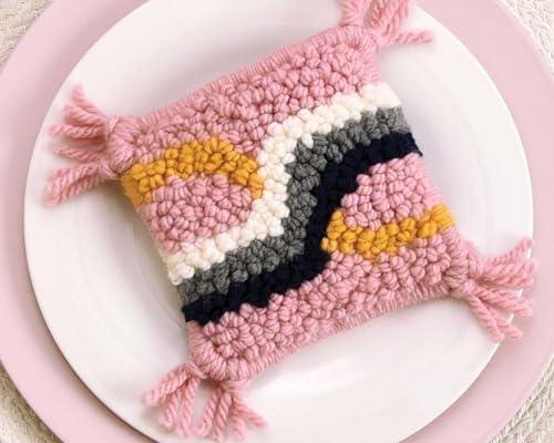 Pretty Punch Needle: Modern Projects, Creative Techniques, and Easy Instructions for Getting Started