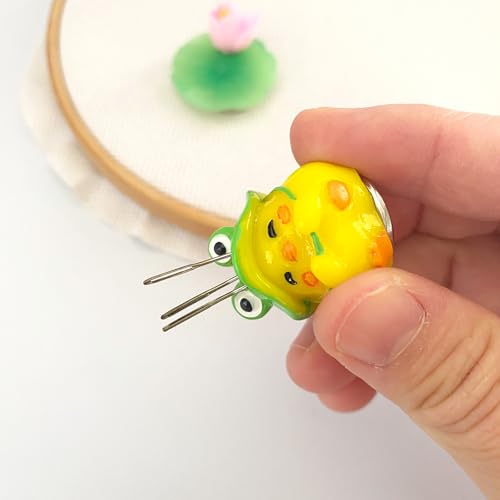 Magnetic Lotus Leaf Needle Minder and Flower Threader for Cross Stitch, Frog Chick Needle Holder Magnet for Embroidery Sewing Needlework Tool Accessories
