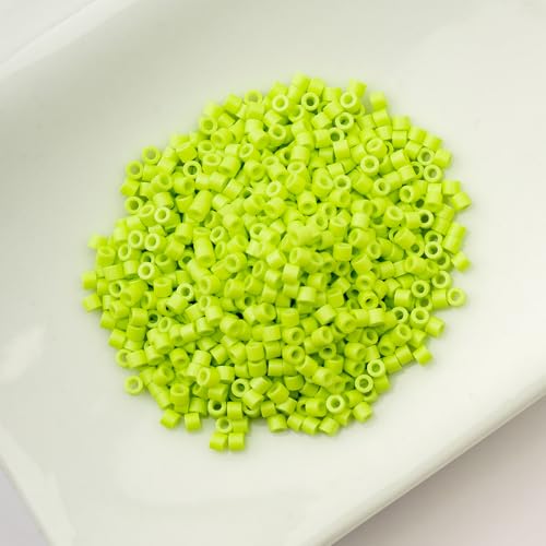 John Bead 25g Cylin Beads Opaque Chartreuse 11/0 Glass Cylindrical Seed Beads for Jewelry Bracelets Necklaces Earrings Making Embroidery - color: Chartreuse