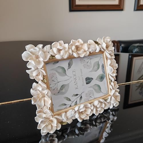 Vintage Picture Frames 5x7 Antique White and Gold Ornate Flower Picture Frames for Tabletop and Wall Mount Decorative Gallery Wall Decor Rustic Home Decor （5x7 inch） - size: 5x7