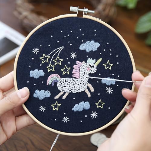 WHEWGLC Embroidery Kit for Beginners, 3 Set Embroidery Starter Kit Cute Animal Patterns, Instruction & Video with Wooden Hoops Needles Threads DIY Hand Sewing Gift for Adults and Teens - size: 6.3 In 3PCS