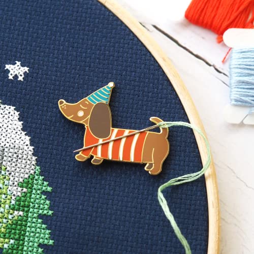 Needle Minder - Sausage Dog Dachshund for Cross Stitch, Sewing, Embroidery and Needlework Accessories, Enamel and Magnetic