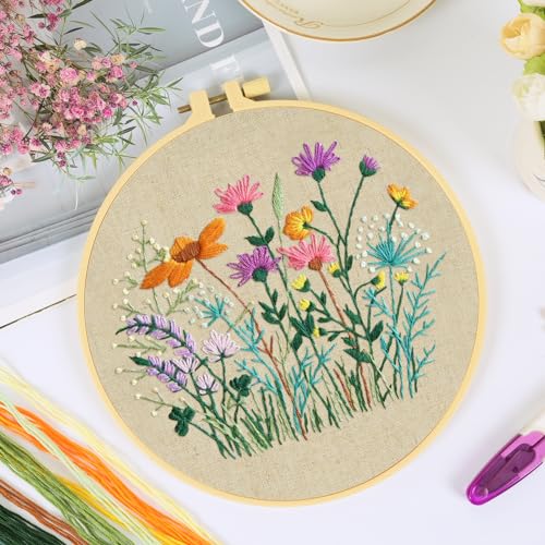 MAMUNU Embroidery Kit for Beginners Adults, Cross Stitch Kits, Stamped Cross Stitch Kits, Flower Embroidery Kit with Printed Embroidery Cloth, Embroidery Hoop, Color Threads and Tools - color: Floral