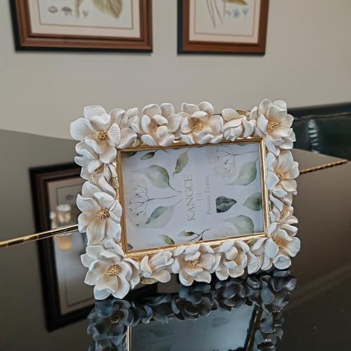 Vintage Picture Frames 4x6 Antique White and Gold Ornate Flower Picture Frames for Tabletop and Wall Mount Decorative Gallery Wall Decor Rustic Home Decor （4x6 inch） - size: 4x6