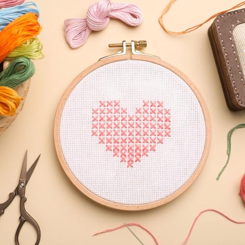 MECCANIXITY 15Pcs Plastic Mesh Canvas Sheet 7 Count 7.4 cm/ 3" White Heart Blank Canvas for Embroidery Needlepoint, Knit Crochet Mesh