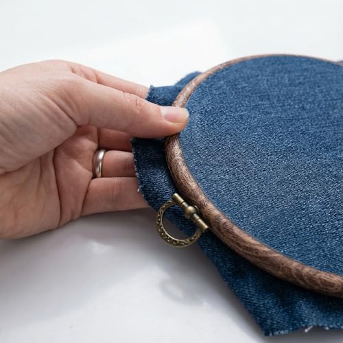 Dllxumm 3 Pcs 4 Inch Round Embroidery Hoops Display Frame, Circle Cross Stitch Hoop Ring Imitated Wood Embroidery Ornament for Craft Sewing Hanging DIY Halloween Christmas Gifts