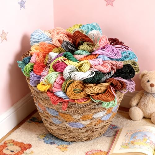 Embroidery Floss 16 Skeins 8.7 Yard Green Friendship Bracelet String Cross Stitch Threads for Jewelry Making Bracelet Stitching Thread Floss Bracelets Making Yarn - color: Green
