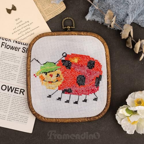 Framendino, 3 Pack Imitation Wood Embroidery Hoops Cross Stitch Craft Hoop Frame for Holiday Decoration 5.71"x6.5" - size: 5.71" x 6.5"