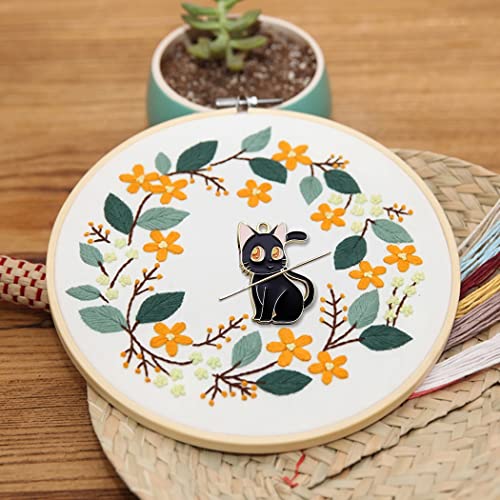 GUPENG Lovely Cat Needle Minder Magnetic for Cross Stitch, Black and White Cat Needle Holder for Embroidery Needlework（2 PCS） csljmy20220723-0001