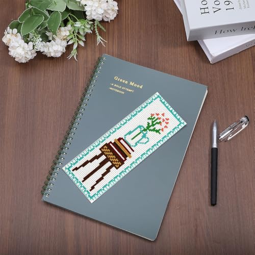 GLOBLELAND 22 Pcs Blank Cross Stitch Bookmark 14CT 7.87"x2.36" Cotton Cross Embroidery Bookmarks Aida Fabric Cross Stitch Simple Cross Stitch Fabric for Crafts DIY Crafts Sewing Projects Readers