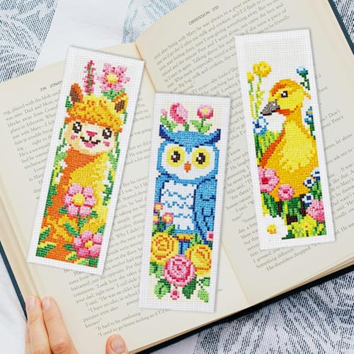 INFUNLY 6Pcs Animal Cross Stitch Bookmark Kit 3x8.5 Inch Stamped Embroidery Kit for Adults with Backing Felt Floss Pre Printed Fabric Needlepoint Bookmark Set DIY Craft Gift for Readers Writers - style: Animals