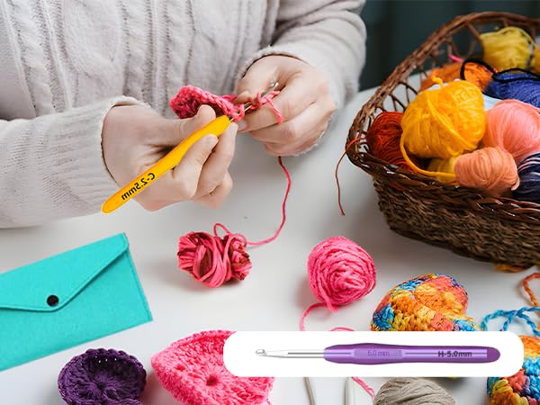 Yarniss 12Size Crochet Hooks 2.0~8.0mm, Ergonomic Crochet Hook for Beginner - size: 12 Size(2.0~8.0mm)