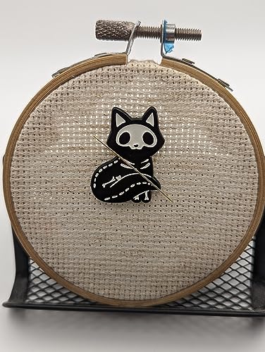 Glow in The Dark Skeleton Fox Needle Minder