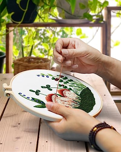 Embroidery Kit for Adult, 5 Sets Mushroom Embroidery Kit for Beginners - color: Mushroom
