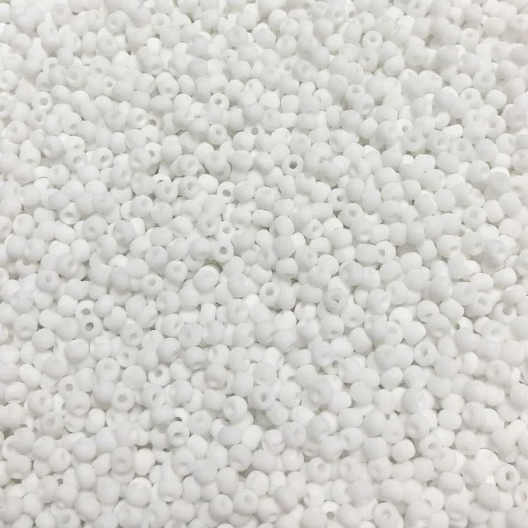 Perlin Glass Seed Beads 3mm 8/0 Round Mini Small Pony Beads 3300pcs for Making Earrings Bracelets Pendants Waist Jewelry DIY Handmade Opaque Color Kit (White Opaque Matte, 2,6 mm ~ 3 mm) - color: White Opaque Matte