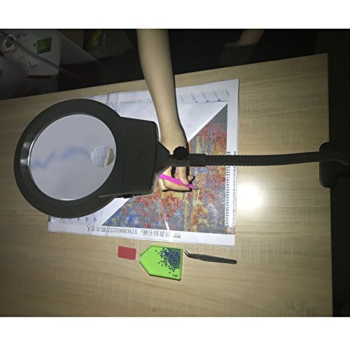 5D Diamond Painting Tools Magnifier LED Light with Clamp, Folding Design with 1 Glass Lens 4X & 6X Magnifier