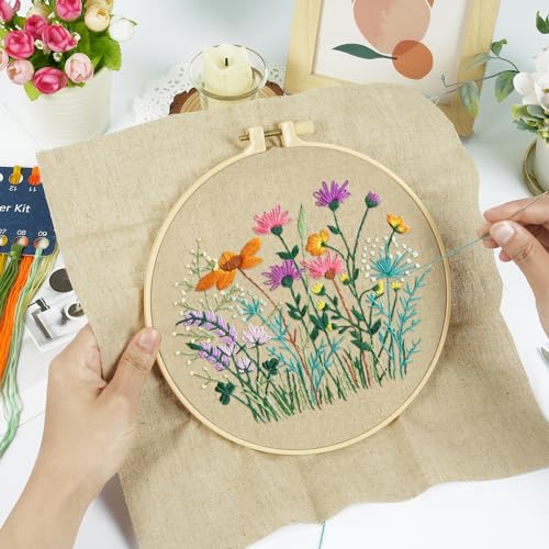 MAMUNU Embroidery Kit for Beginners Adults, Cross Stitch Kits, Stamped Cross Stitch Kits, Flower Embroidery Kit with Printed Embroidery Cloth, Embroidery Hoop, Color Threads and Tools - color: Floral