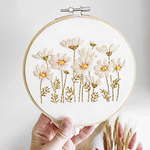 GIEMSON Embroidery Hoop 6 Inch 12 Pieces Embroidery Hoops Bamboo Circle Cross Stitch Hoop for Embroidery Art Craft Sewing - size: 6 inch
