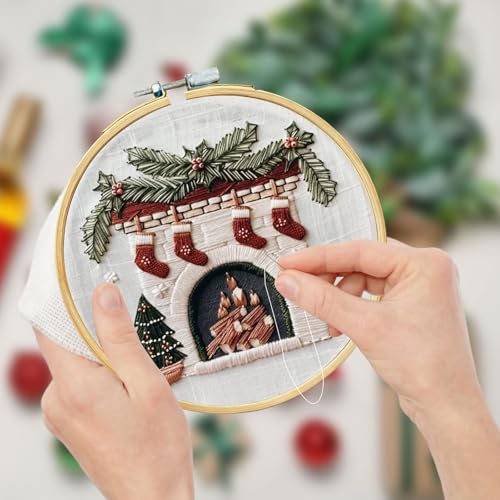 RUIQLXHANG Christmas Embroidery Kit, Christmas Gnomes Embroidery Kits for Beginners with Pattern, Cotton Threads, Needles, Instruction, 20cm Hoop, Gift for Mom, Grandma (Fireplace) - color: Fireplace