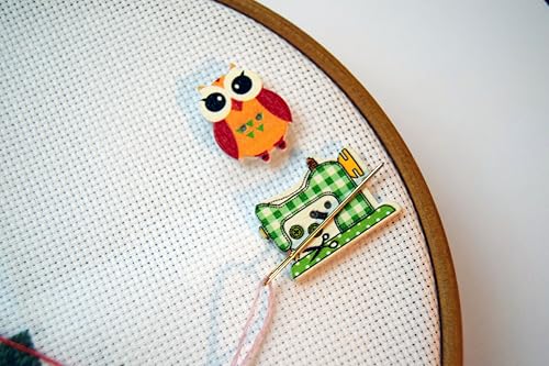 Needle minders for Cross Stitch and Embroidery Needle Keeper Magnet Gift for Stitcher Sewing Magnet Needle Nanny Needlework Accessory Save Needle Rest