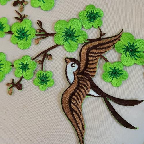 1pair Quince Sakura Flower Embroidery Iron On Applique Patches (Light Green) - color: Light Green