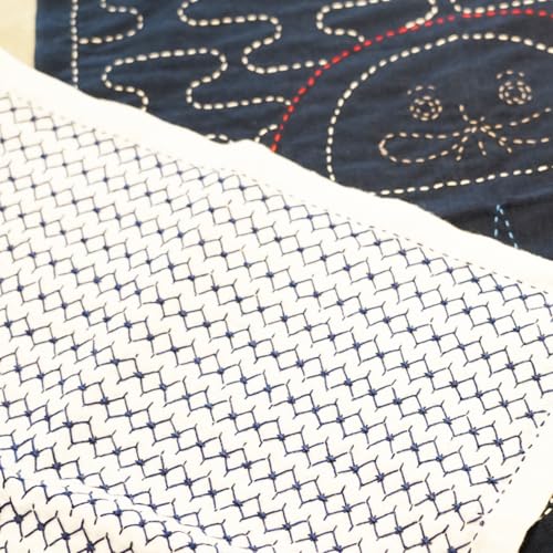 Sashiko kit, Daruma Sashiko Thread, Needles and Cotton Fabric with Grid Line Print, Marking Pencil, Thimblem and Traditional Design Sewing Set (Unbleached Thread/Navy Fabric) - style: Unbleached Thread / Navy Fabric