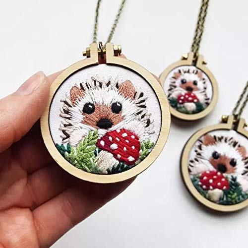 Gnognauq 7pcs Mini Ring Embroidery Circle,Mini Round Oval Wood Hoops DIY Wooden Cross Stitch Hoops for Kit Frame Craft
