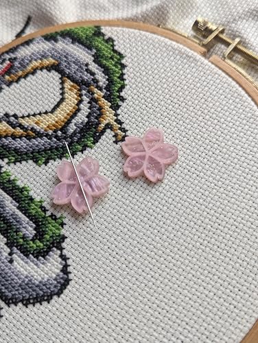Sakura Blossoms Magnetic Needle Minder Set