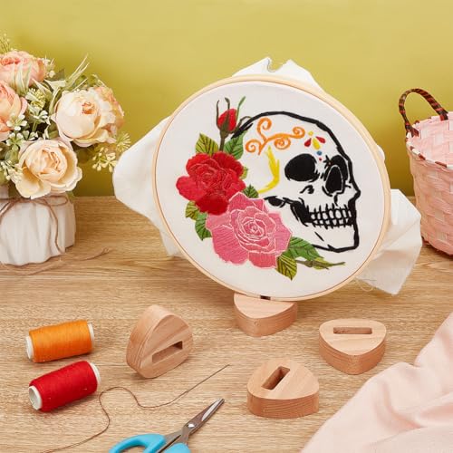 OLYCRAFT 4pcs Embroidery Hoop Display Stand Triangle Wood Base 2.2 x 2.2 Inch Embroidery Hoop Wood Hoop Easels Embroider Hoop Holder Accessories for Embroider Cross Stitch Stand Decor