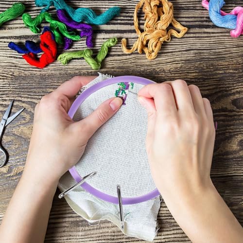 Homoyoyo 5.31 Inch Embroidery Hoop Plastic Stainless Steel Cross Stitch Ring with Adjustable Tension Non-Slip Needlework Frame for Sewing DIY Crafts Wall Decor Beginners