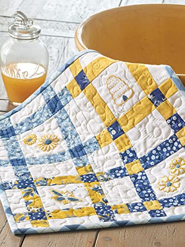 Make It Mini: 13 Small Quilts with a Splash of Embroidery